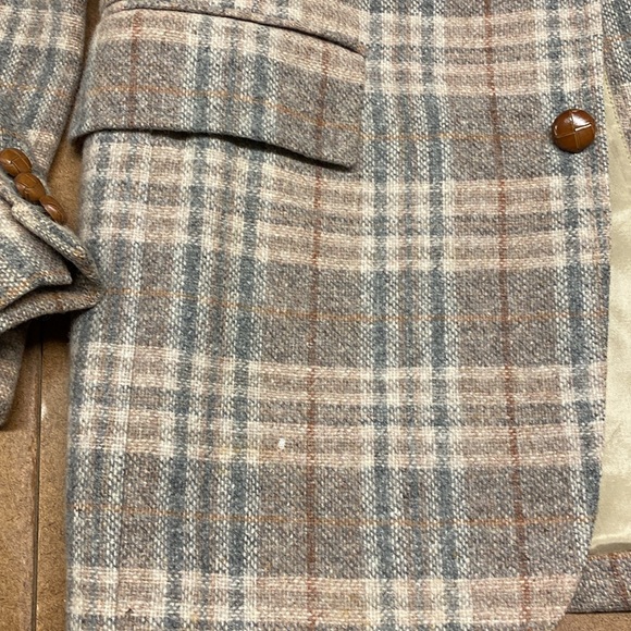 Vintage ‘70’s wool blazer - Picture 8 of 12